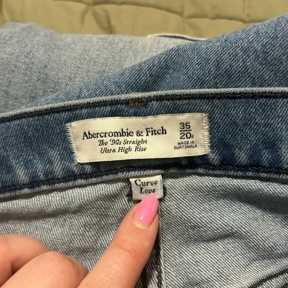 Abercrombie and Fitch Curve Love Ultra High Rise 90s Straight Jean Women’s Sz 20 - Picture 6 of 8
